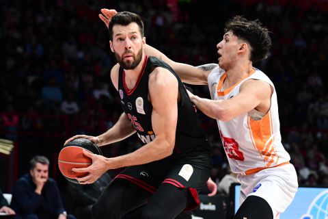 Σίφουνας Ολυμπιακός κόντρα στον Προμηθέα με μία ακόμη «100αρα» και φουλ rotation