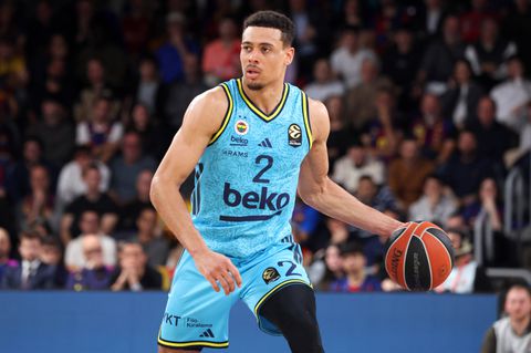 Νίκη-θρίλερ για τη Φενέρμπαχτσε επί της Γαλατασαράι με «υπογραφή» Μπάλντγουϊν