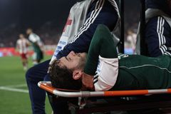 Αγωνία στον Παναθηναϊκό για τον Καλάμπρια - Στο νοσοκομείο ο παίκτης