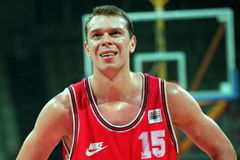 Ο αγώνας με τις 38 ασίστ του Ολυμπιακού το 1994 με το triple double του Βολκόφ!