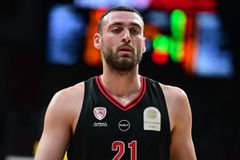 Νετζήπογλου για τον Ολυμπιακό: «Ζω το όνειρό μου» (vid)