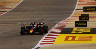 Red Bull σε Mercedes: «Μπορούν να ξεχάσουν τον φετινό τίτλο»