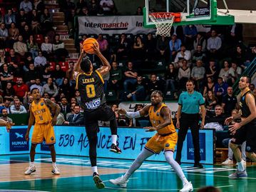 ΑΕΚάρα στο Μπομπλάν, υπέταξε τη Λιμόζ και αγκάλιασε την πρόκριση!