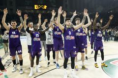 Νίκη αφιερωμένη στη Ρούξι Ντουμιτρέσκου