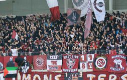 Οργανωμένοι ΑΕΛ: «Τελικός στην Λάρισα πάνω από το πτώμα μας»