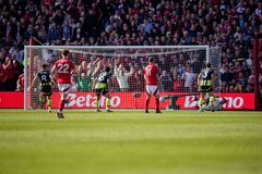 Απίθανη Νότιγχαμ, λύγισε τη Μάντσεστερ Σίτι κι ετοιμάζεται για Champions League!