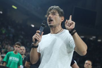 «Ο Παναθηναϊκός είναι ιδέα, πάντα δείχνει τον δρόμο»: Συσπειρωτικό μήνυμα Γιαννακόπουλου με... Άννα Βίσση (vid)