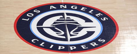 Με νίκες προχώρησαν Μάτζικ και Κλίπερς