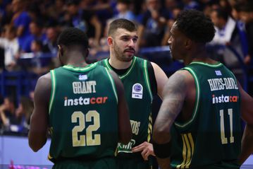 Με λόγια δεν σταματάει η κατηφόρα!