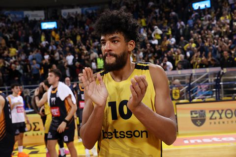 Πρόβλημα στο ισχίο για τον Φόρεστερ