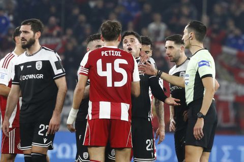 Ένταση ανάμεσα σε Ρέτσο και Μπιάνκο μετά από χτύπημα του Γερεμέγεφ στον αρχηγό του Ολυμπιακού