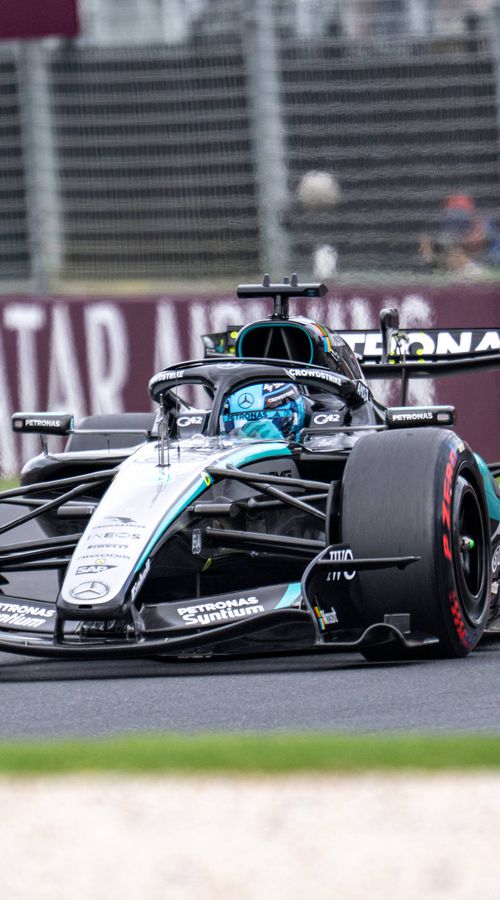 Κυριαρχία της Mercedes στην Αυστραλία με τον Ράσελ να οδηγεί το 1-2