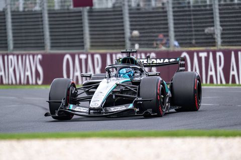 Κυριαρχία της Mercedes στην Αυστραλία με τον Ράσελ να οδηγεί το 1-2