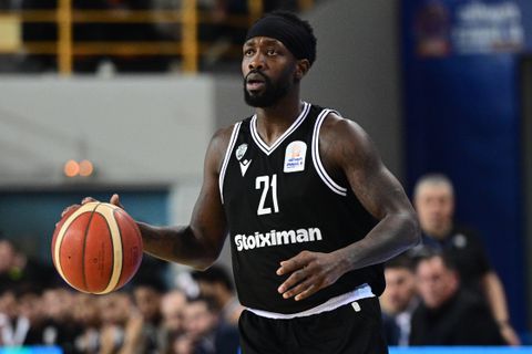 Εκτός ο Μπέβερλι για τον ΠΑΟΚ κόντρα στον Ολυμπιακό, η εξάδα των ξένων