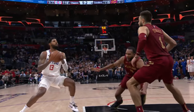 Με poster Ποκουσέφσκι και clutch Έξουμ-Τζορτζ το Top 10 της βραδιάς στο ΝΒΑ