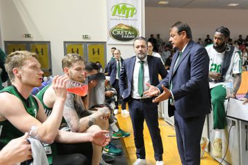 Ο Αταμάν ξέσπασε ξανά: «Κάποιοι παίκτες δεν αξίζουν να φορούν τη φανέλα του Παναθηναϊκού»
