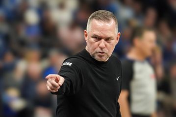 Σοκ στο NBA: Απολύθηκε ο Μαλόουν από τους Νάγκετς!