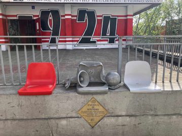 Το Sportal «άκουσε» τις ιστορίες που έχει να πει το Βαγιέκας (pics)