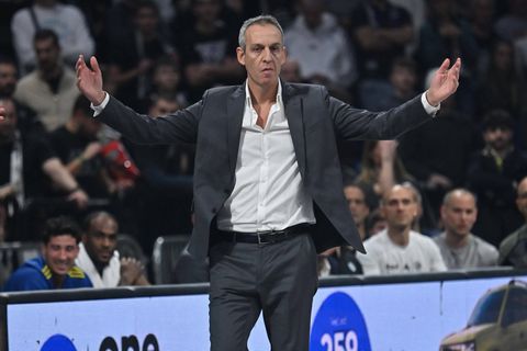 Ο Όντεντ Κάτας για άλλα τρία χρόνια στον πάγκο της Μακάμπι Τελ Αβίβ!