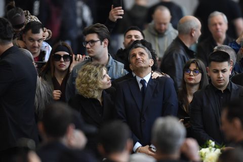 Η αγκαλιά του Χάτζι στον Ράζβαν Λουτσέσκου (pic)