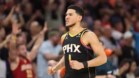 Μπούκερ από άλλο πλανήτη: Μέτρησε 83 πόντους και μόλις 9 άστοχα σουτ σε 43 προσπάθειες!