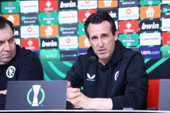 Έμερι: ««Είναι φαβορί ο Ολυμπιακός για την πρόκριση»