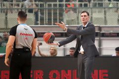 Μπαρτζώκας: «Απορώ πως δόθηκαν αντιαθλητικό και φλόπινγκ στον Ουόκαπ»