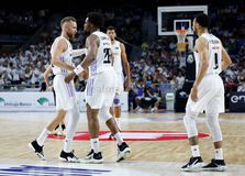 Συνεχίζει αήττητη παντού φέτος η Ρεάλ Μαδρίτης, νέο της «θύμα» η Παλένθια