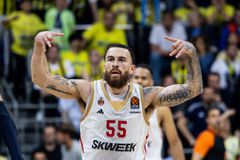 Νίκη για τη Μονακό στο γαλλικό πρωτάθλημα με εξαιρετικό Μάικ Τζέιμς