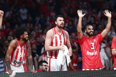 H Χρυσή Βίβλος της Basket League - Το 15ο πρωτάθλημα του Ολυμπιακού