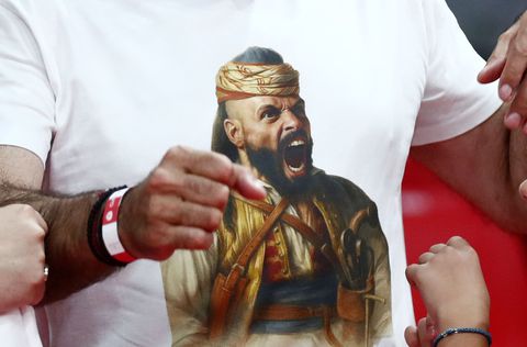 Μπλουζάκια με Φουρνιέ... Κολοκοτρώνη στο ΣΕΦ (pics)