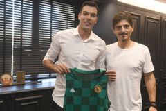 Euroleague για μεταγραφή Σλούκα: «Ήταν απρόσμενο, δεν ετοιμάσαμε photoshop με φανέλα Παναθηναϊκού»