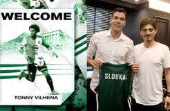 Αντεπίθεση σε όλα τα μέτωπα και ξεκάθαρο μήνυμα κορυφής