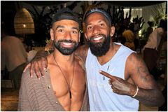 Ο Ροντινέι παρέα με τον Σαλάχ στη Μύκονο