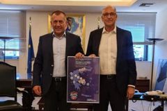 Το Υπουργείο αθλητισμού χρηματοδοτεί την ενεργειακή αναβάθμιση επτά γηπέδων