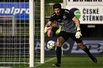 Σε ομάδα της Premier League ο γιος του Τσεχ!