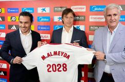 Ο Αλμέιδα παρουσιάστηκε στη Σεβίλλη: «Θα παλέψω μέχρι θανάτου» - Τι δήλωσε για την ΑΕΚ (vid)