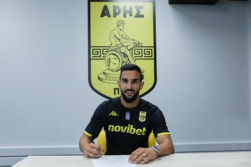 Παίκτης του Άρη ο Μοντόγια - «Προτιμώ να μιλάω στο γήπεδο»