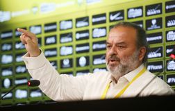 Χοντρά «γκάζια» Ηλιόπουλου και πρόστιμο στους παίκτες της ΑΕΚ - «Παίζατε λες και είχατε πάρει χάπια ύπνου»