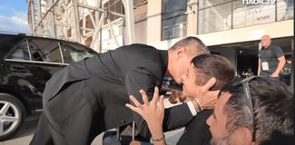  Η αγκαλιά του Λουτσέσκου με τον μικρό Γιαννάκη στο ΠΑΟΚ-Βόλφσμπεργκερ (pic, vid)