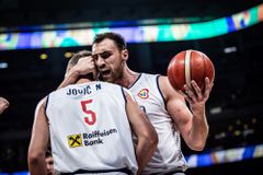 «Υπενθυμίζουμε ότι οι Νετς διατηρούν τα δικαιώματα του Μιλουτίνοφ στο ΝΒΑ»