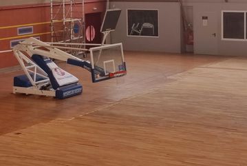 Το Λαύριο προχωράει στην ανακαίνιση του παρκέ του γηπέδου του