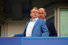 Ο μεγάλος «εμφύλιος» στην Τσέλσι συνεχίζεται: Μπόελι εναντίον Εγκμπάλι και στο βάθος αδιέξοδος