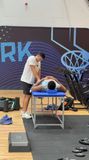 Το μασάζ στον Γιάννη στην προπόνηση ενόψει Λιθουανίας