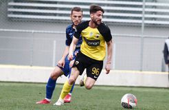 Από την ΑΕΚ στην Ντομζάλε ο Παρράς, που συνεχίζουν ακόμη τρεις