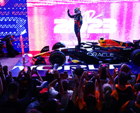 Φερστάπεν: «Το να γίνομαι τρεις φορές παγκόσμιος πρωταθλητής είναι κάτι απίστευτο»