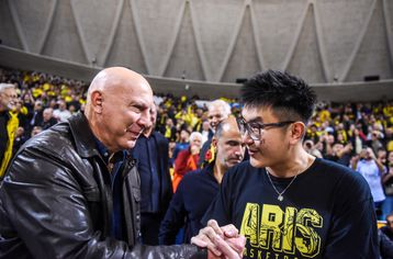 Η συνάντηση του Σιάο με τον Νίκο Γκάλη στο Αλεξάνδρειο (pic)