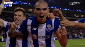 Ο Πέπε κοιμόταν στο κρεβάτι της μητέρας του μέχρι τα 17 του: «Δεν άρεσε καθόλου στον πατέρα μου»