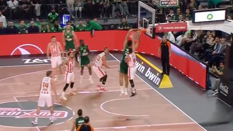 Το alley-oop μεταξύ Ναν και Γιουρτσεβέν που «ξεσήκωσε» το ΟΑΚΑ (vid)