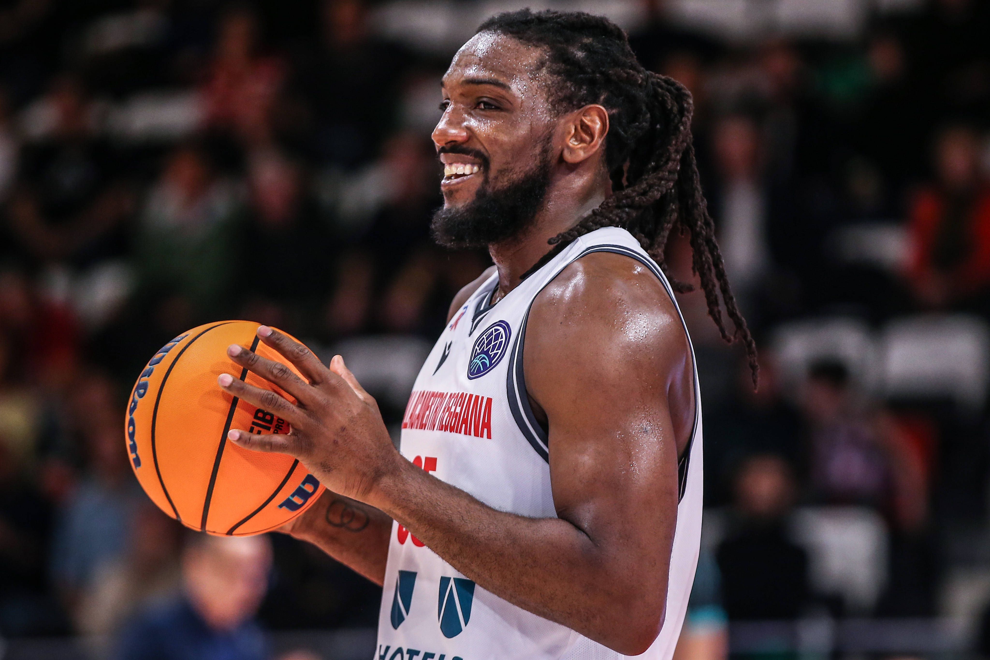 Κένεθ Φαρίντ